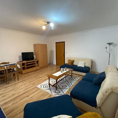 Apartmani Dora Leskovac Leskovac  Ngoại thất bức ảnh
