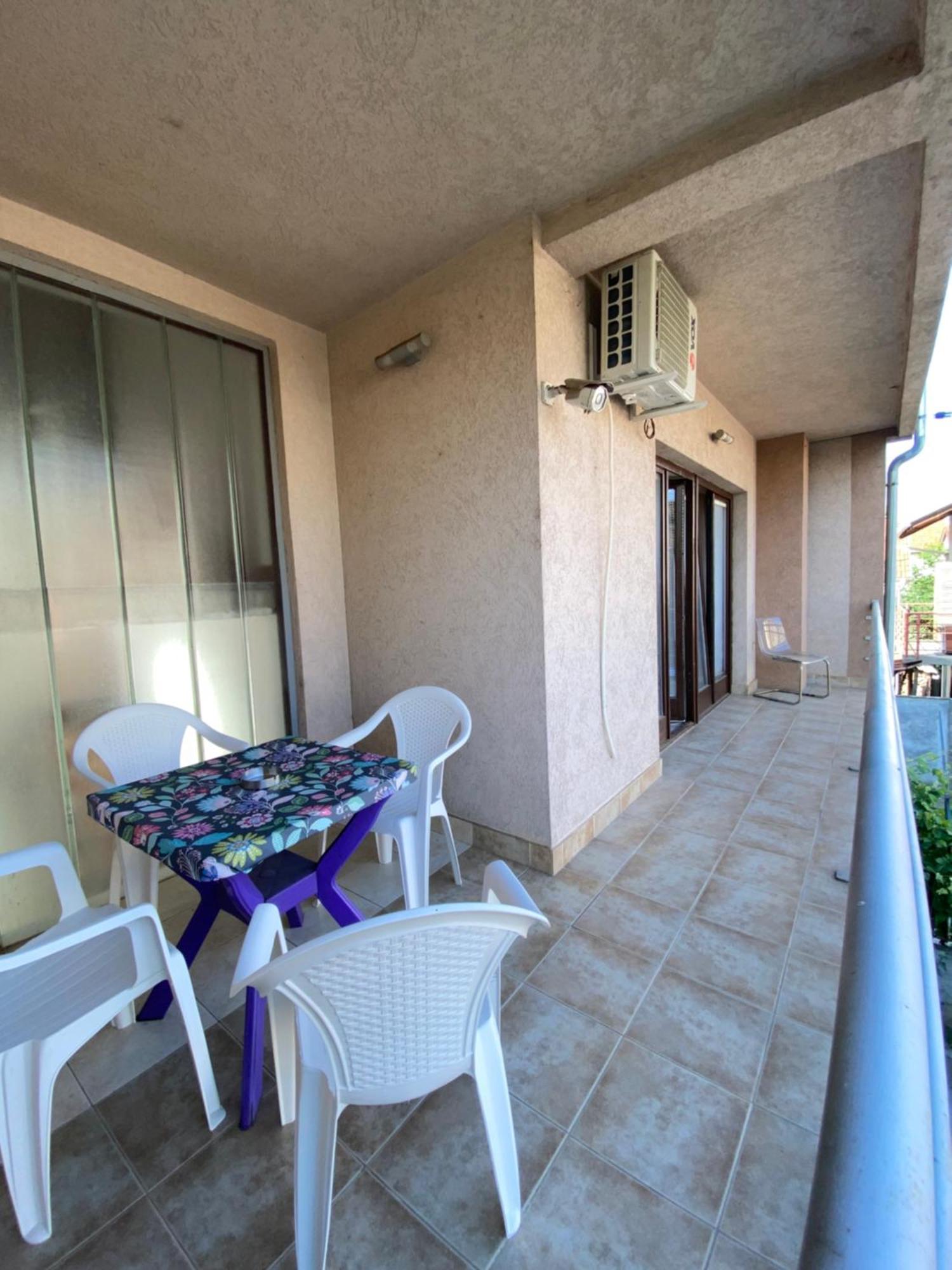 Apartmani Dora Leskovac Leskovac  Ngoại thất bức ảnh