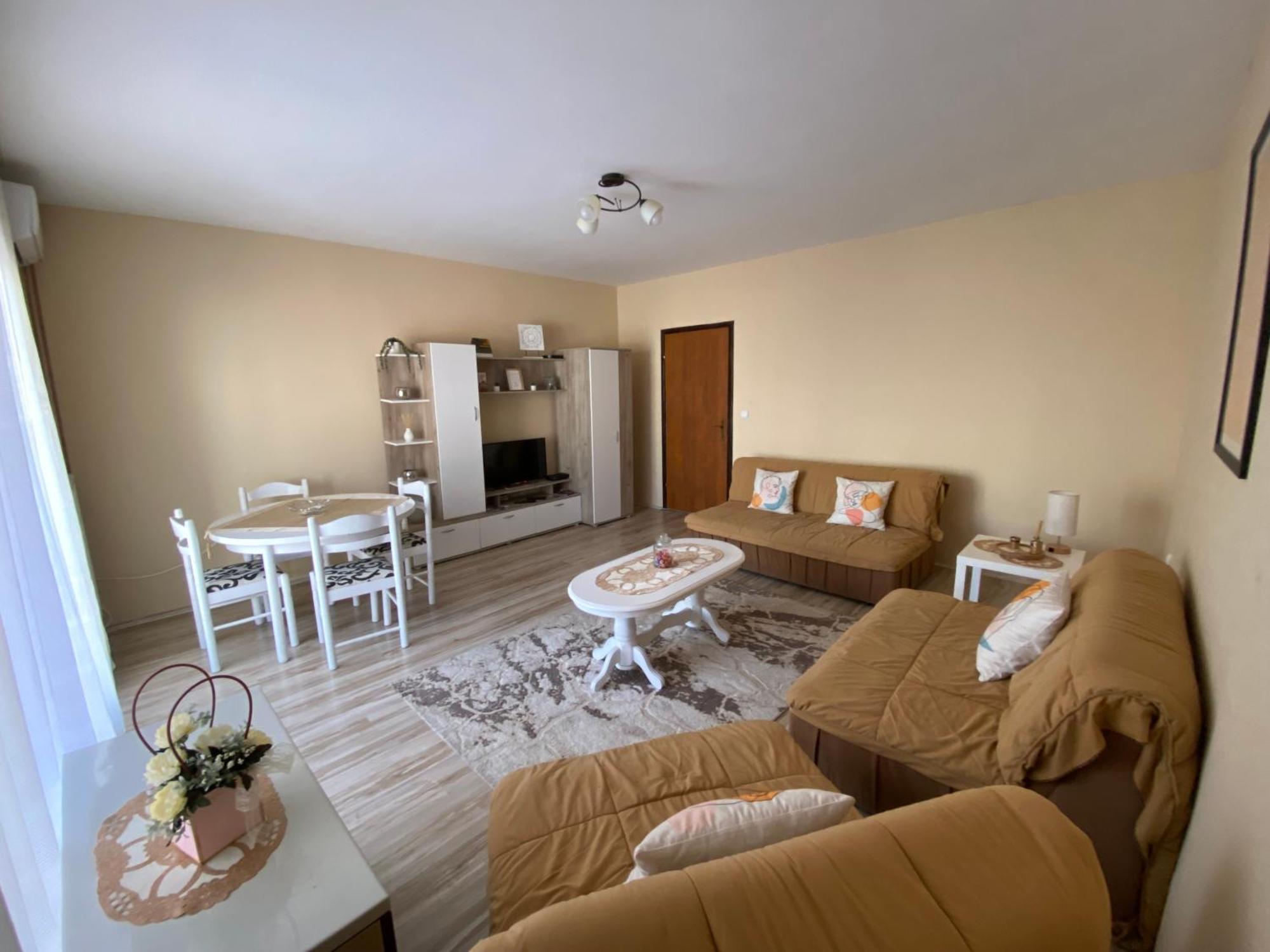 Apartmani Dora Leskovac Leskovac  Ngoại thất bức ảnh