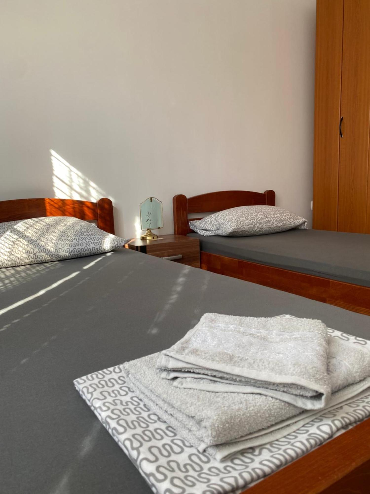 Apartmani Dora Leskovac Leskovac  Ngoại thất bức ảnh