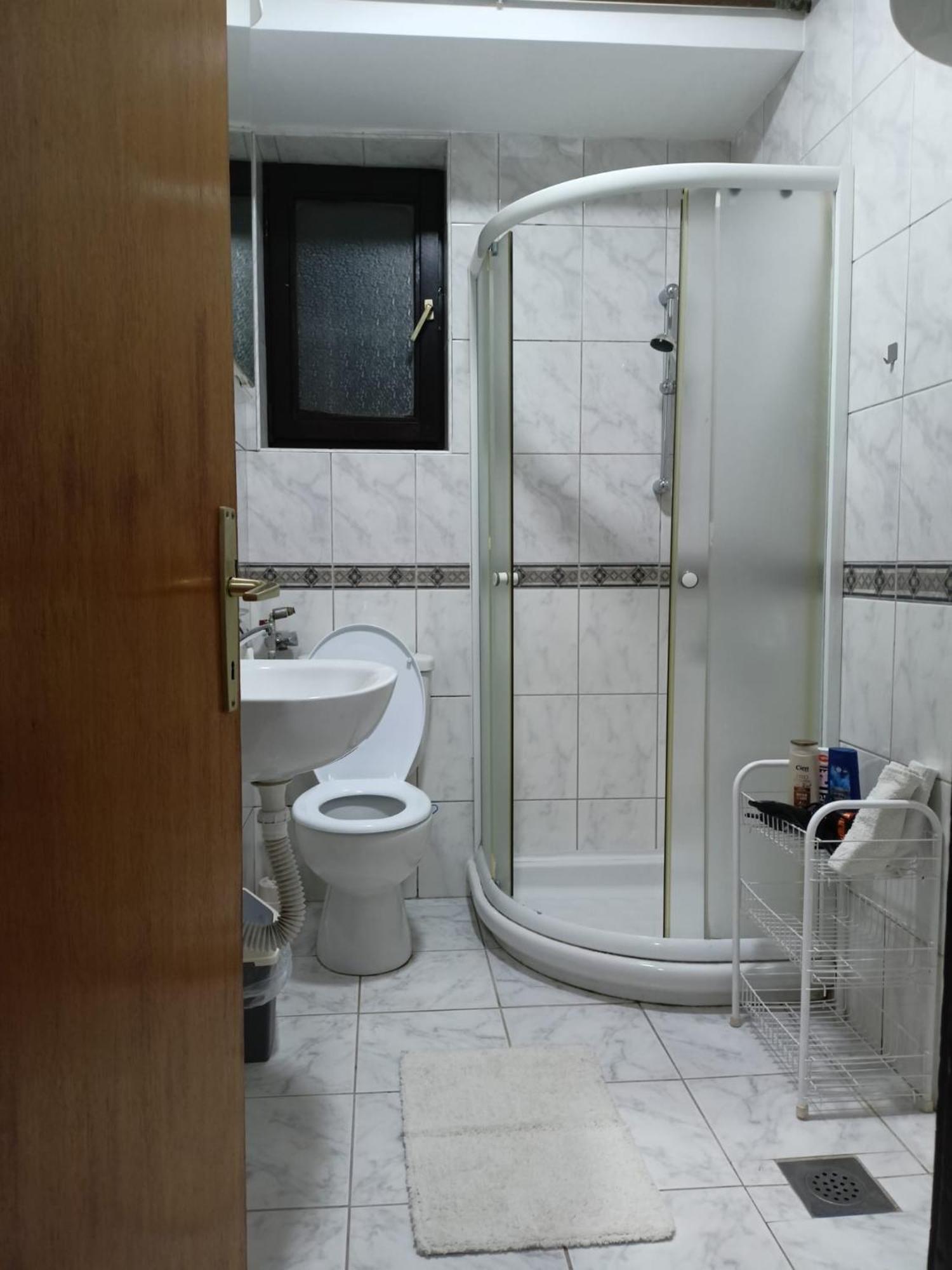 Apartmani Dora Leskovac Leskovac  Ngoại thất bức ảnh