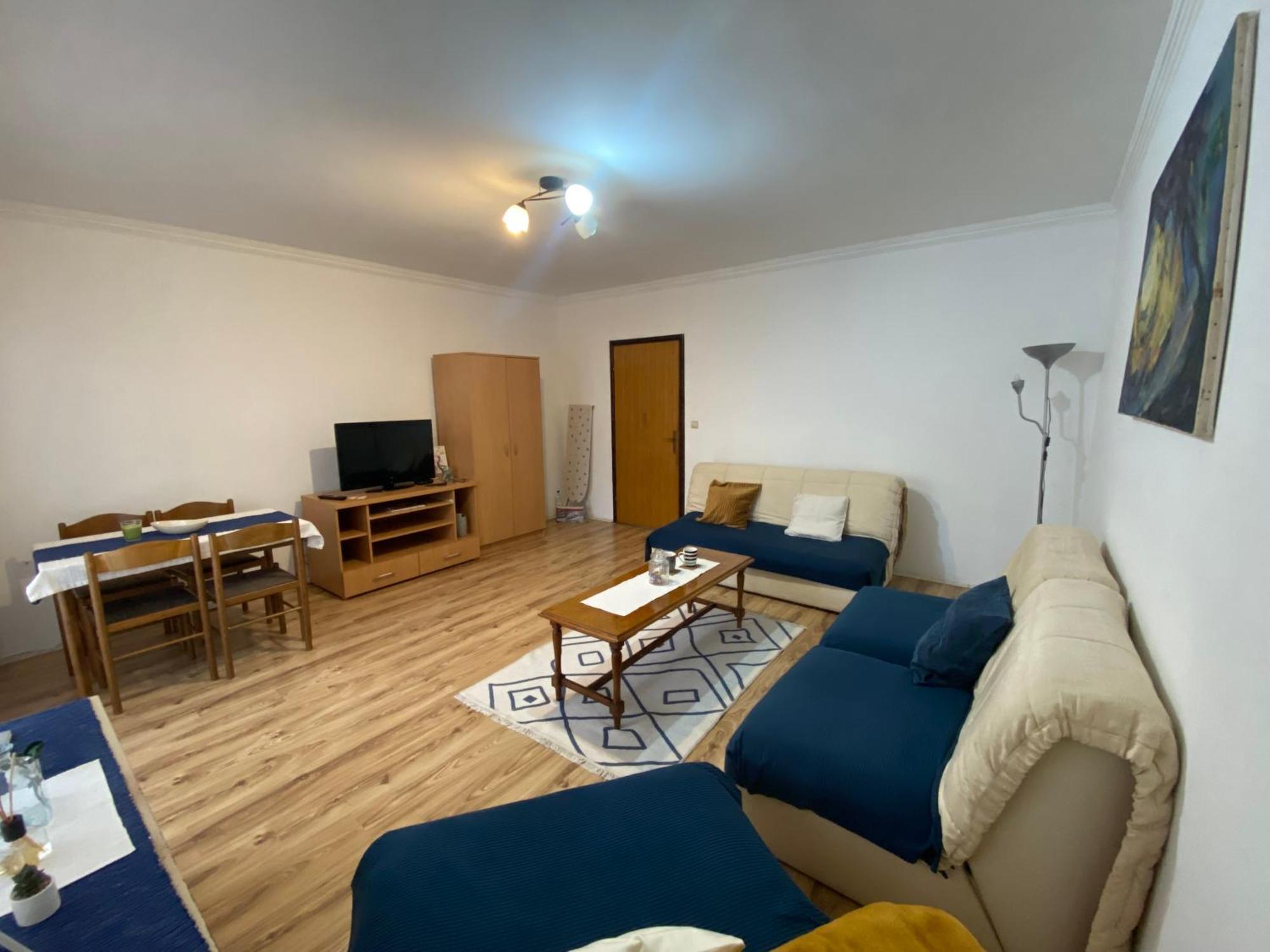 Apartmani Dora Leskovac Leskovac  Ngoại thất bức ảnh